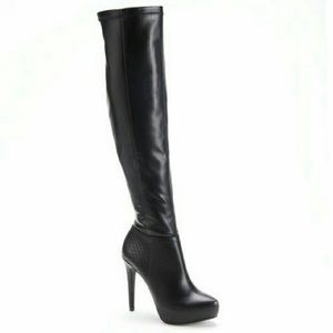 Jennifer Lopez belle black over the knee boots
